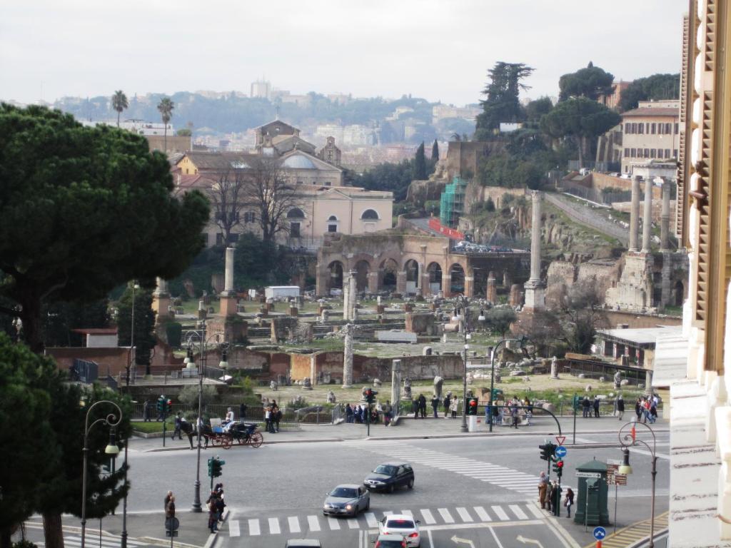 2 Passi Al Colosseo Bed & Breakfast 2*