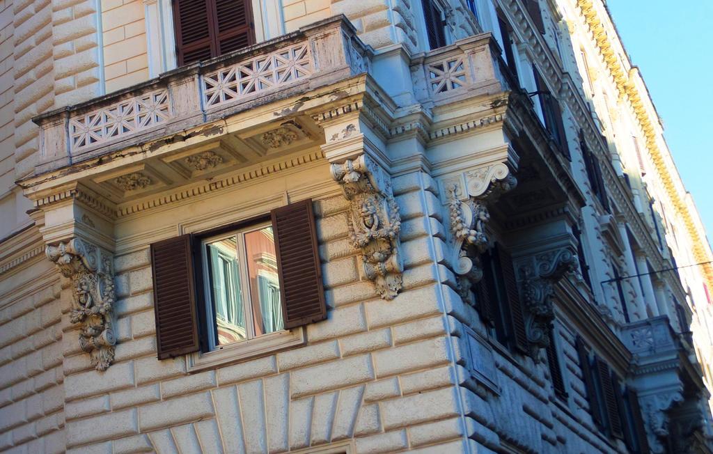 2 Passi Al Colosseo Roma