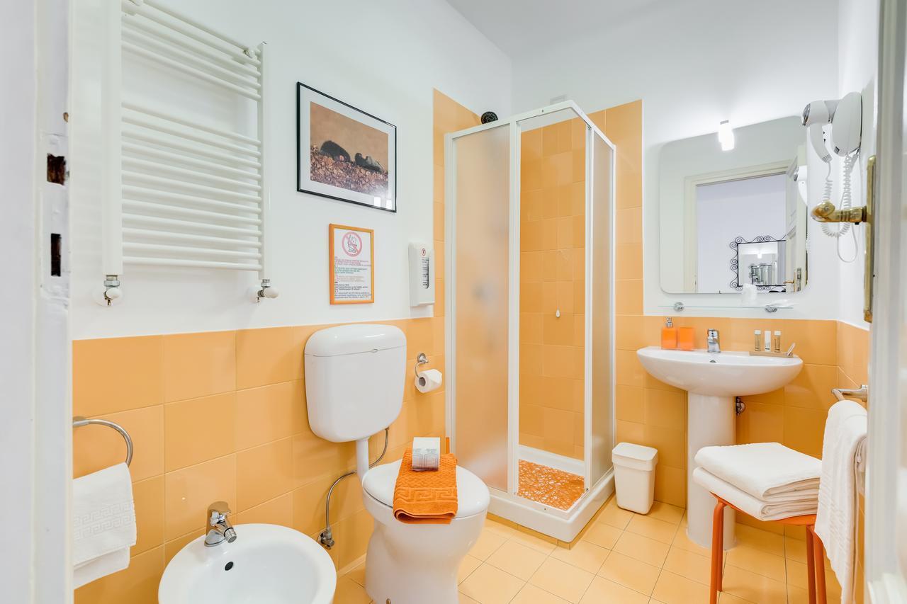 2 Passi Al Colosseo Bed & Breakfast